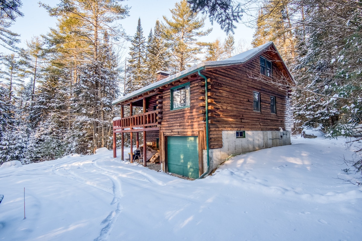 Family-Focused Cozy Secluded Cabin | Pet-Friendly