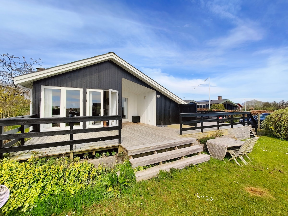 Sommerhus ved Følle Strand