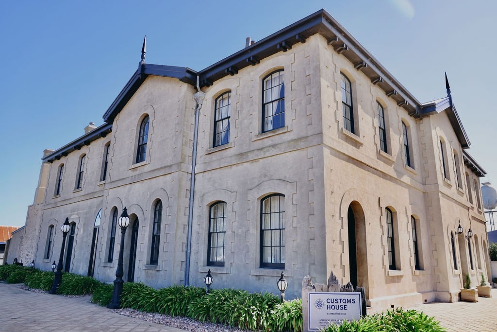 Customs House 2BR Policeman's Apartment