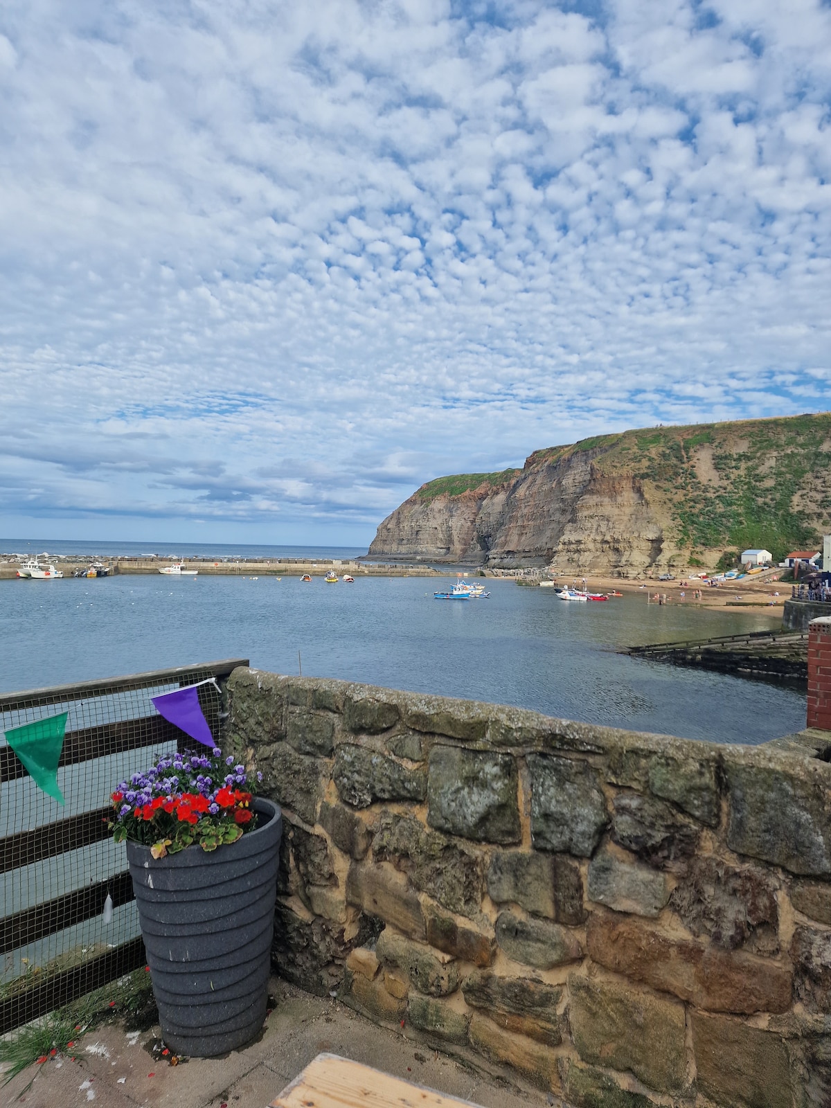 Old WatchHouse spacious seaviews