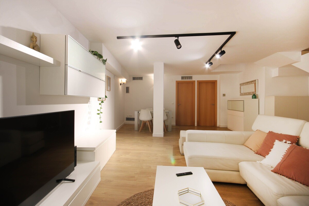 Moderno y renovado apartamento próximo a Barcelona