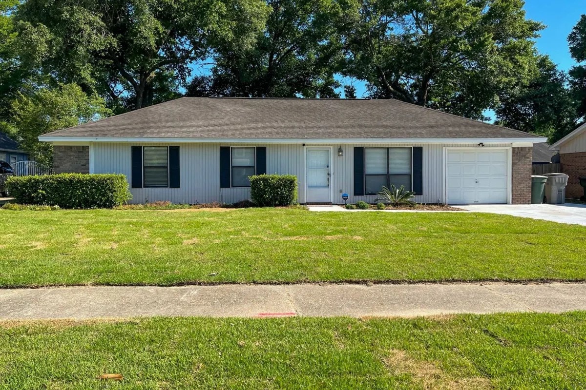 Coastal Family Home in Pensacola Florida!