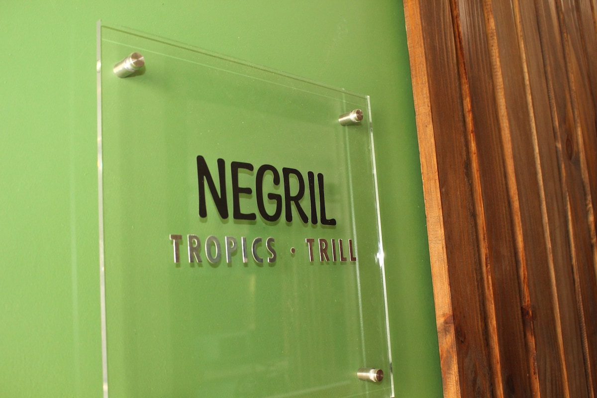 Negril Beach - Tropics & Trill