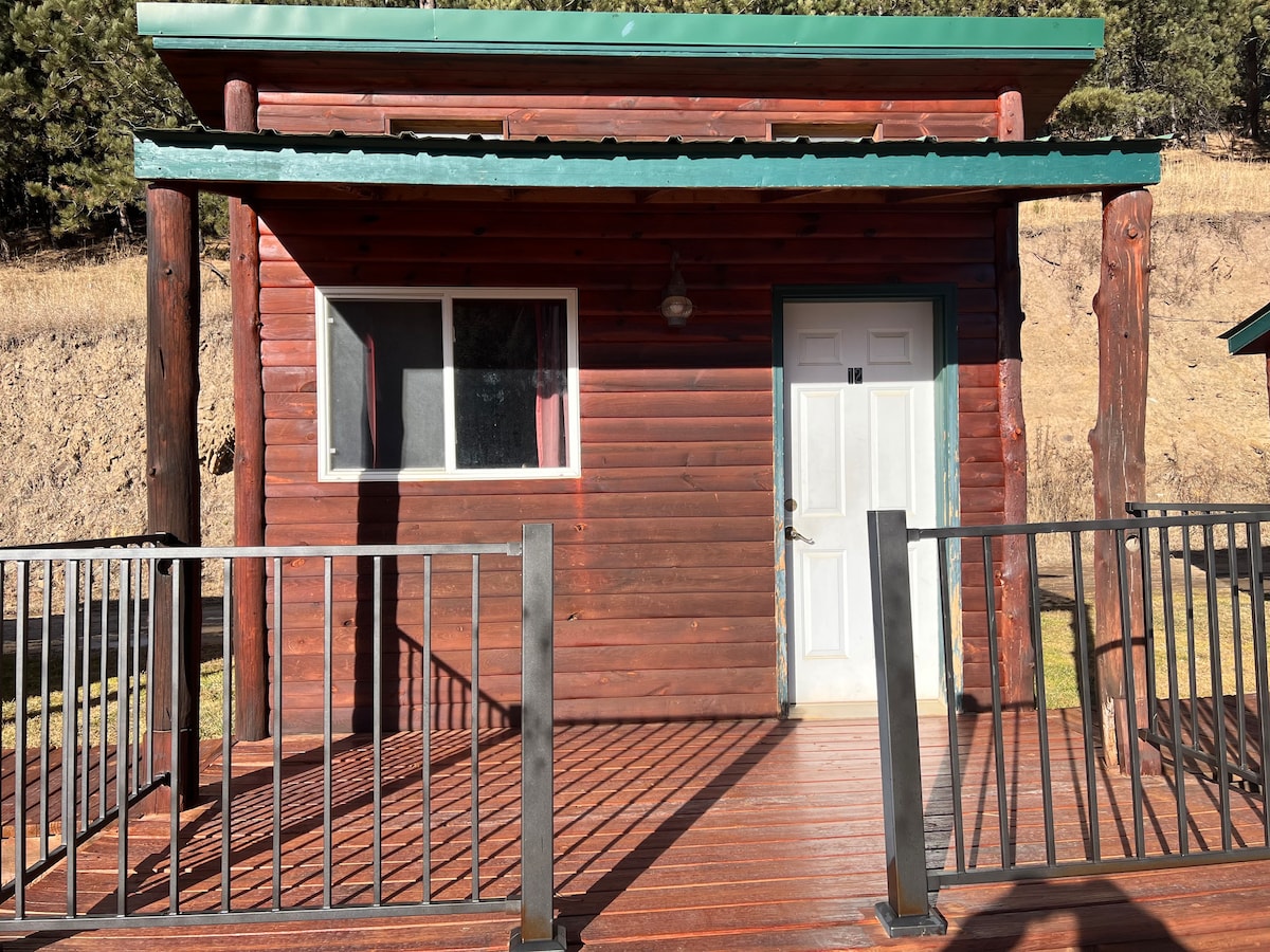 Black Hills Cozy Retreat (12) - Galena Road Cabins