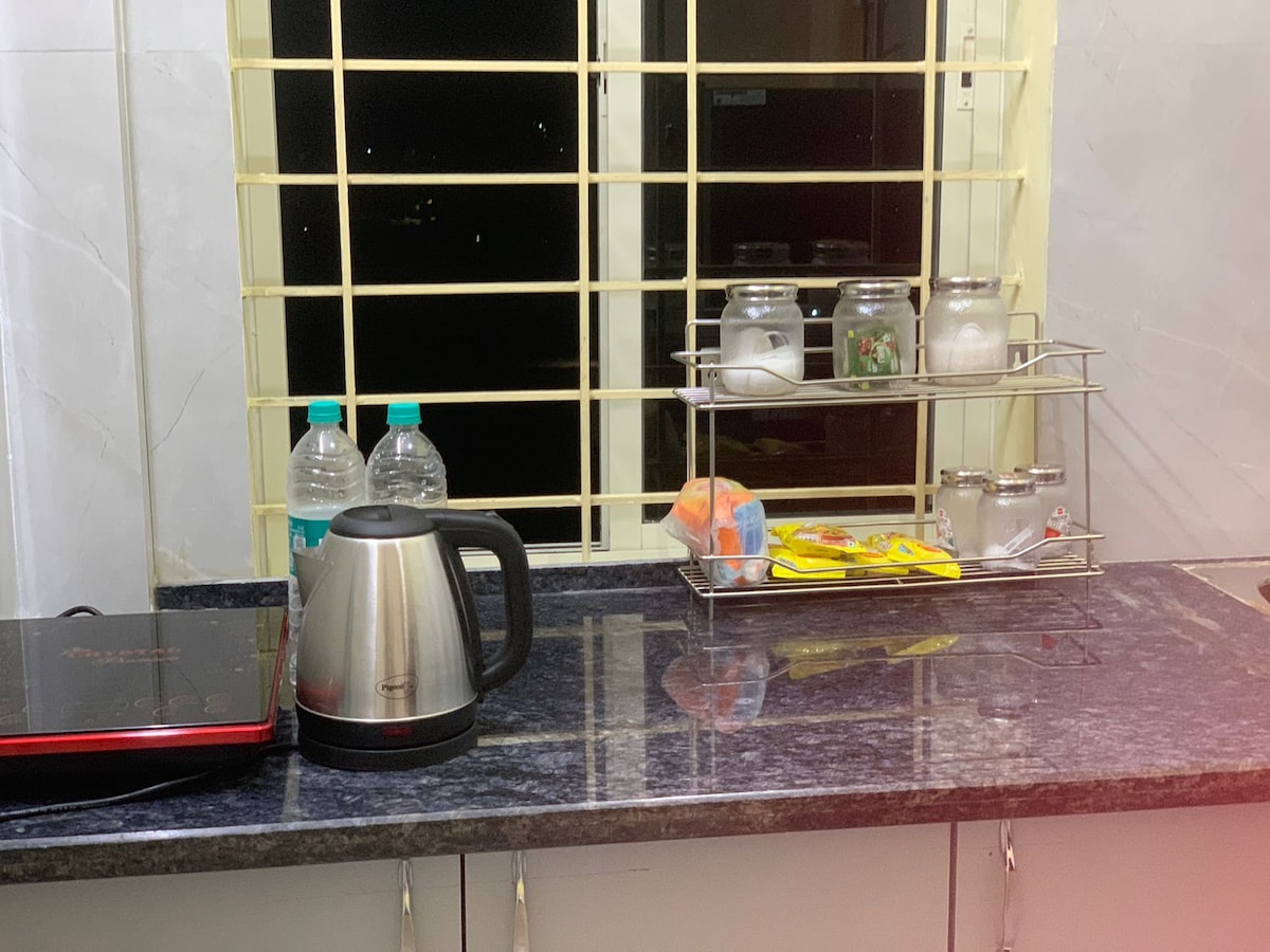 Cozy private Homestay in Bangalore Near IKEA