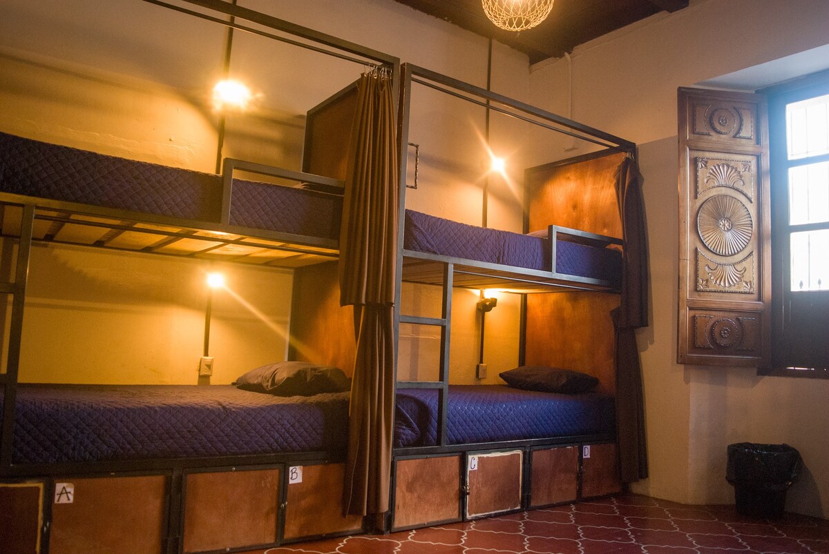 Tzunum Hostel -Dormitorio para Mujeres 6 camas