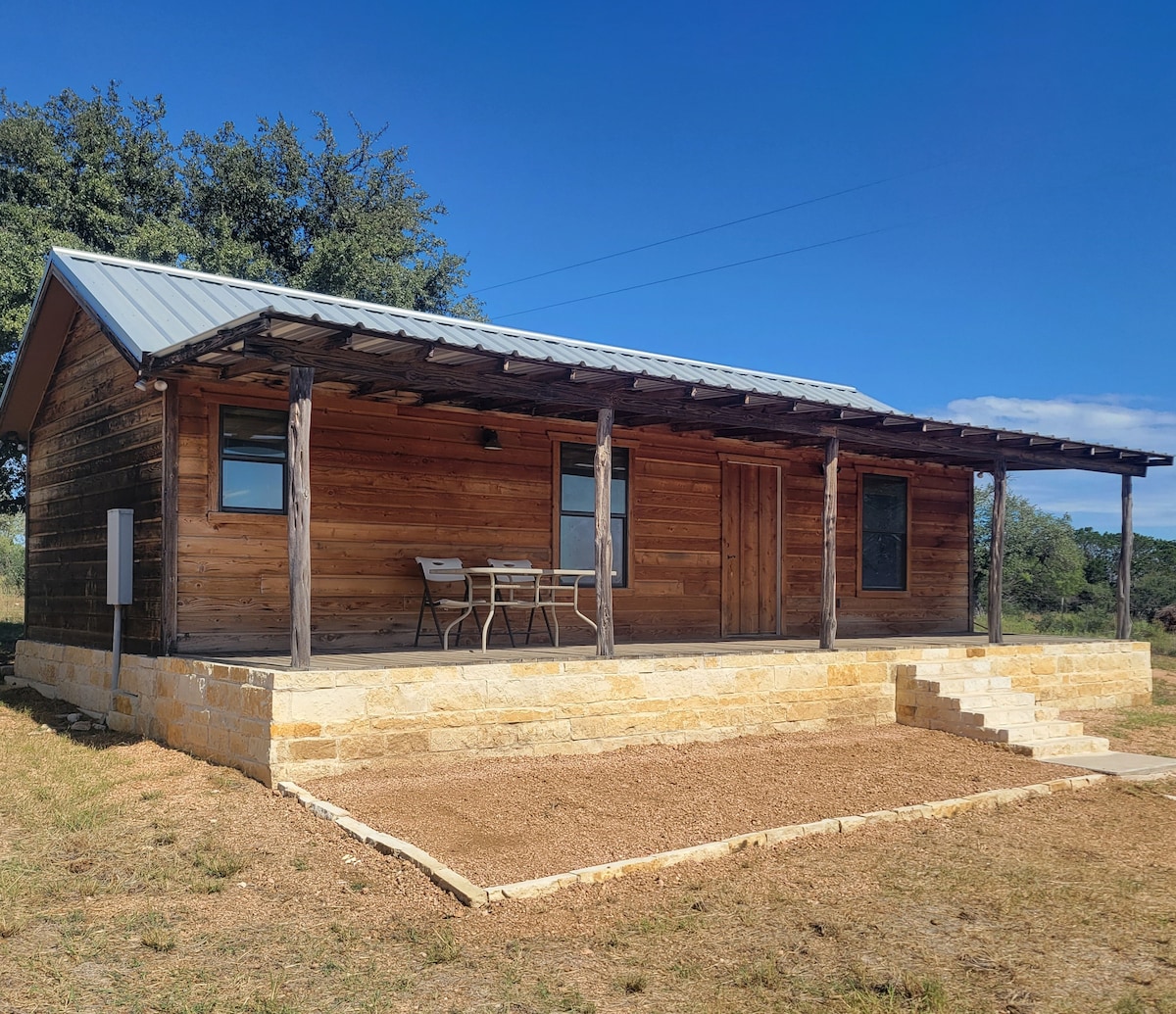 River Hawk Ranch - Luxury Cabin