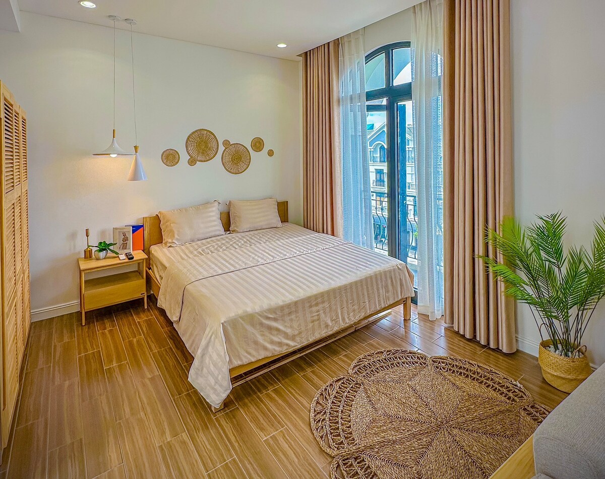 Nhà riêng 5 King bed gần biển- Grandworld Phú Quốc