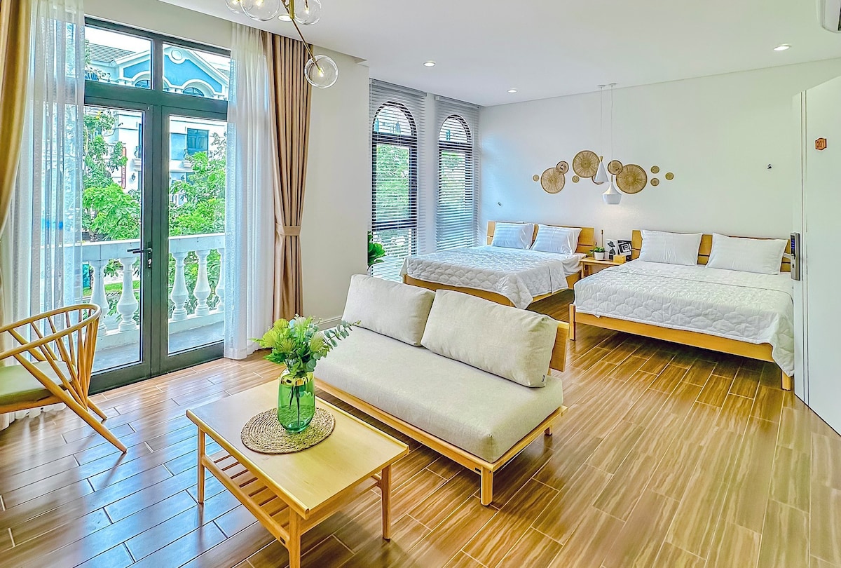 Nhà riêng 5 King bed gần biển- Grandworld Phú Quốc