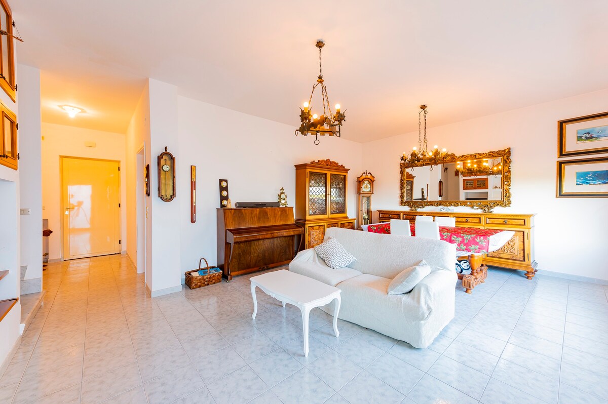 San Silvestro - Bright Home with Private Parking!