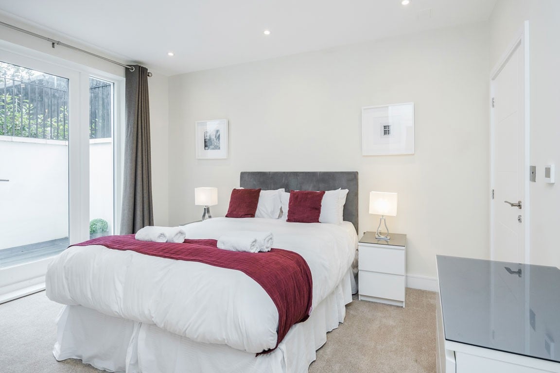 Stunning 3 bedroom apartment in Surbiton
