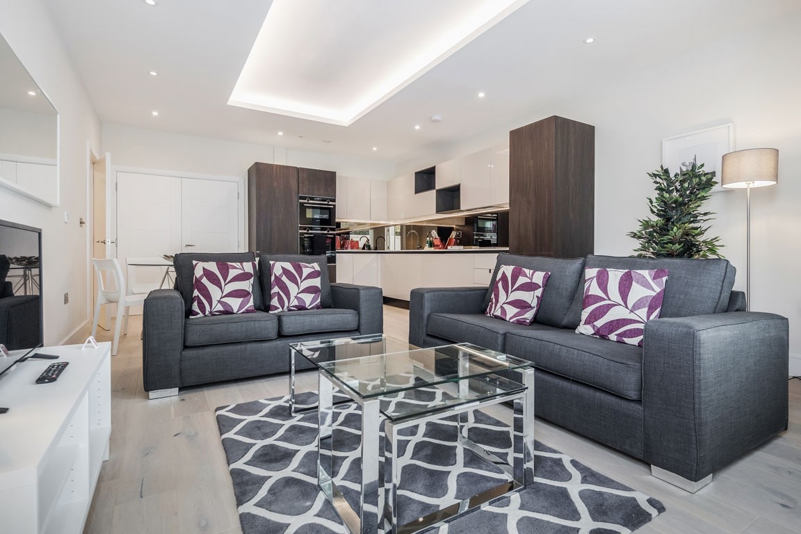 Fantastic 3 bedroom apartment in Surbiton