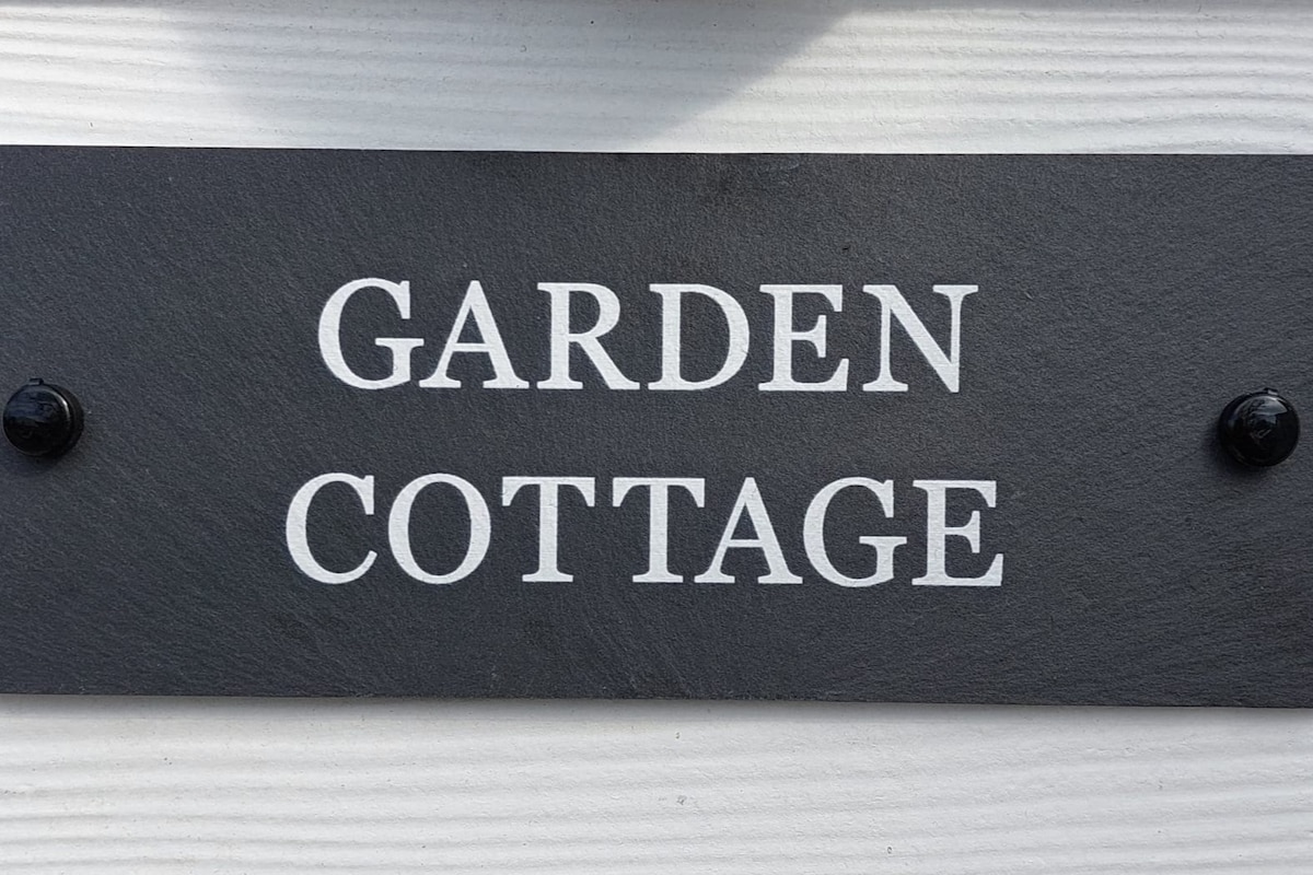 Garden Cottage in heart of Kent