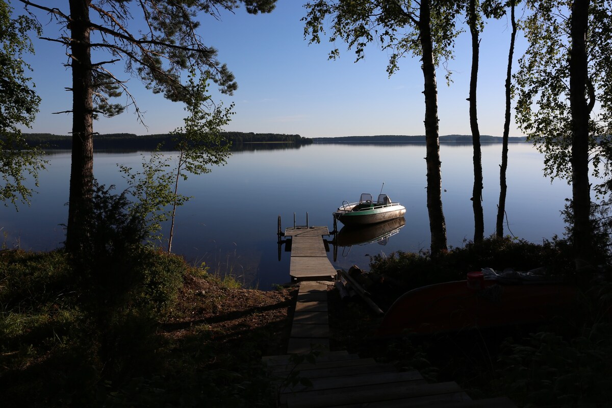 Mökki Parikkalan Uukuniemellä