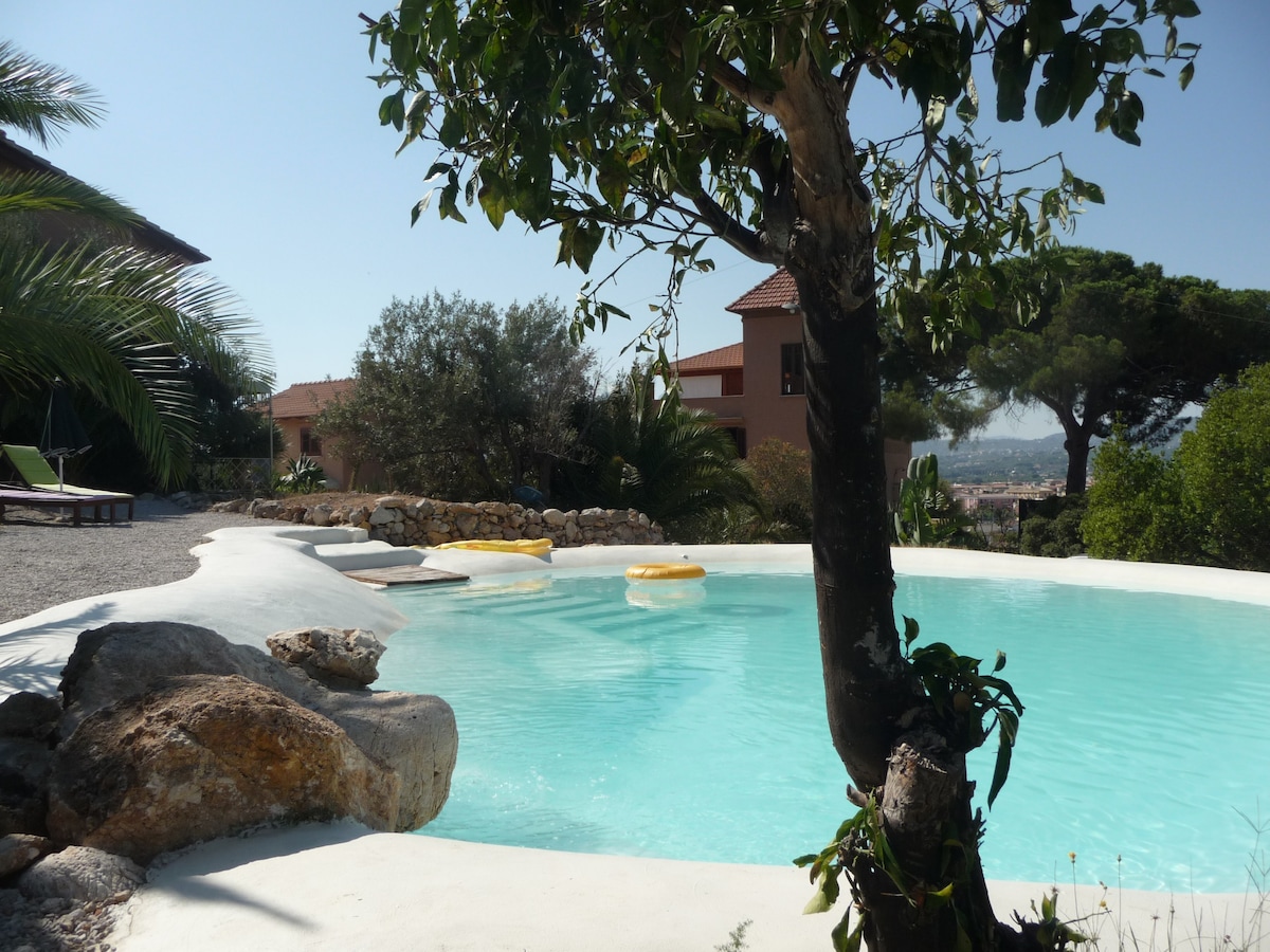 Romantica suite trivani Ficodindia garden and pool