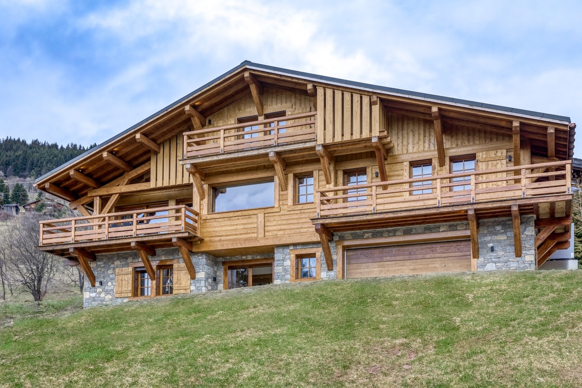 Chalet de Denis : luxe alpin et emplacement idéal