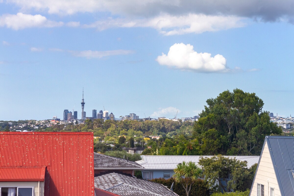 Family-Friendly Bliss: Central Auckland