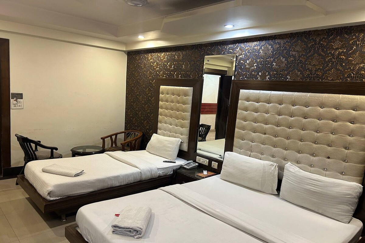 Luxurious Triple Room @ Hotel Grand Plaza