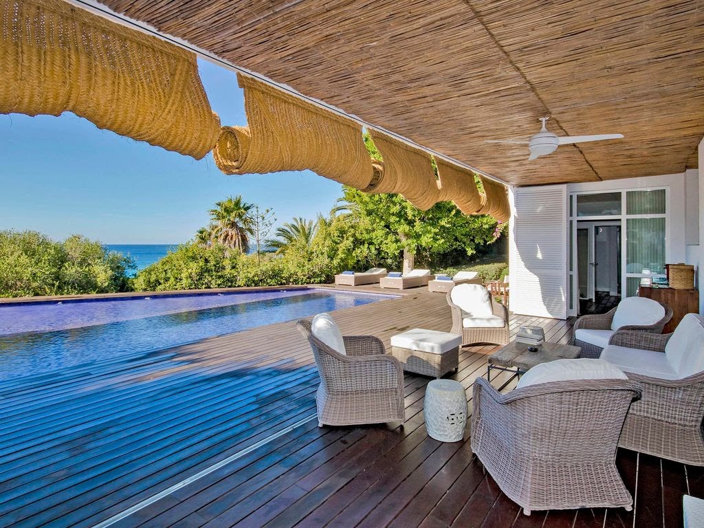 Beachfront Luxury Villa