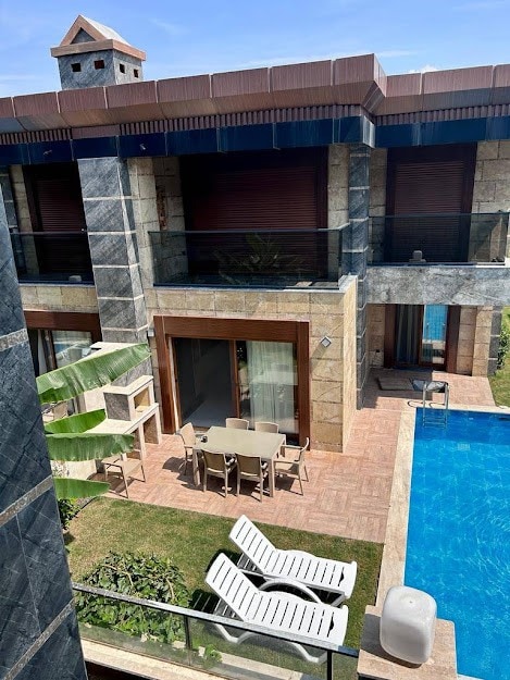 Kuşadası3 Kayıtlı,Müstakil 4+1 Villa özel havuzlu