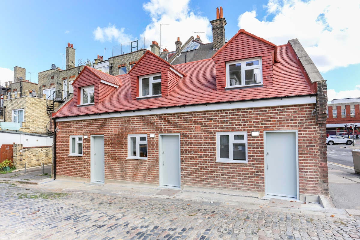 Golders Green Mews House