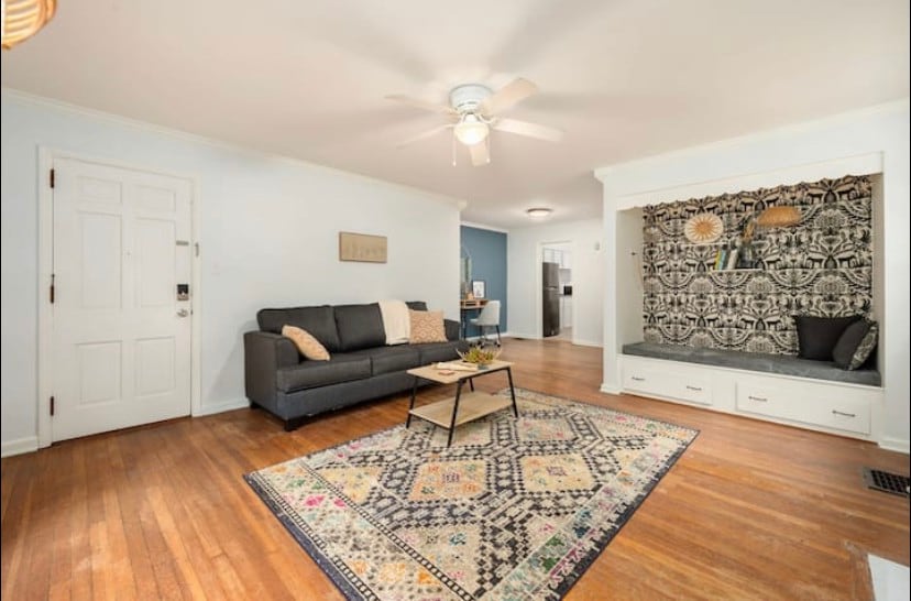 Bright Boho 1Bd Between Airport and Downtown