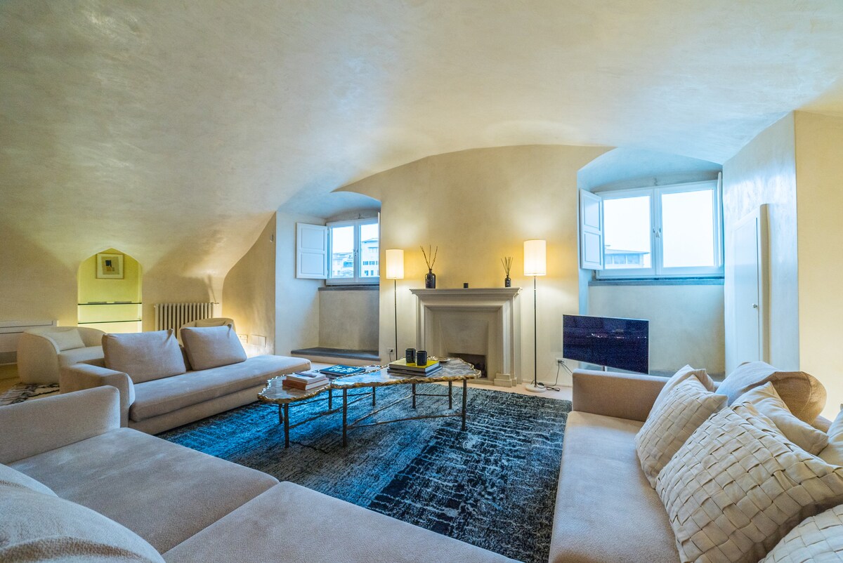 Ponte Vecchio Luxury apartment