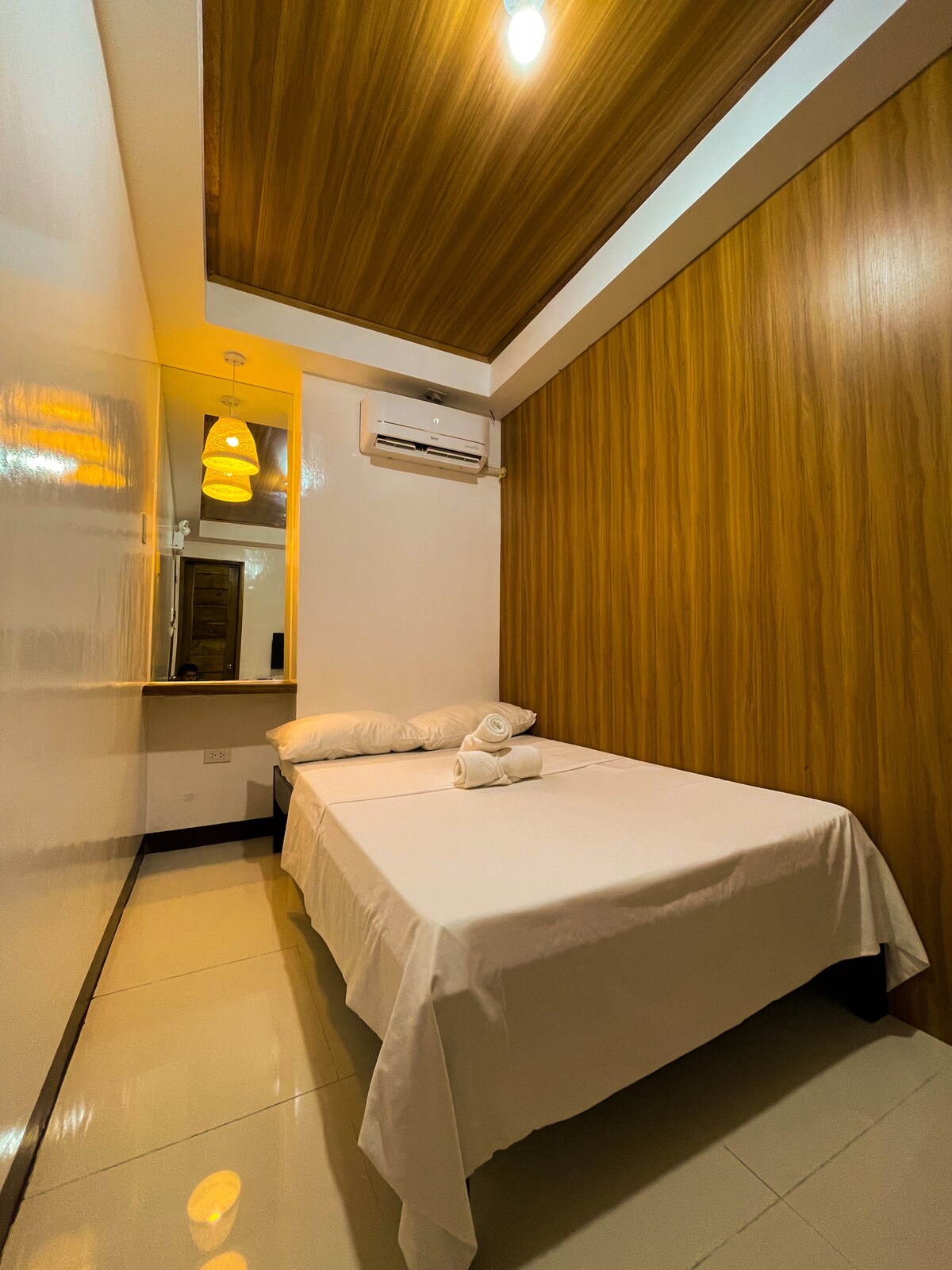 Leila Pension House - Deluxe (2 pax) 6 hours.