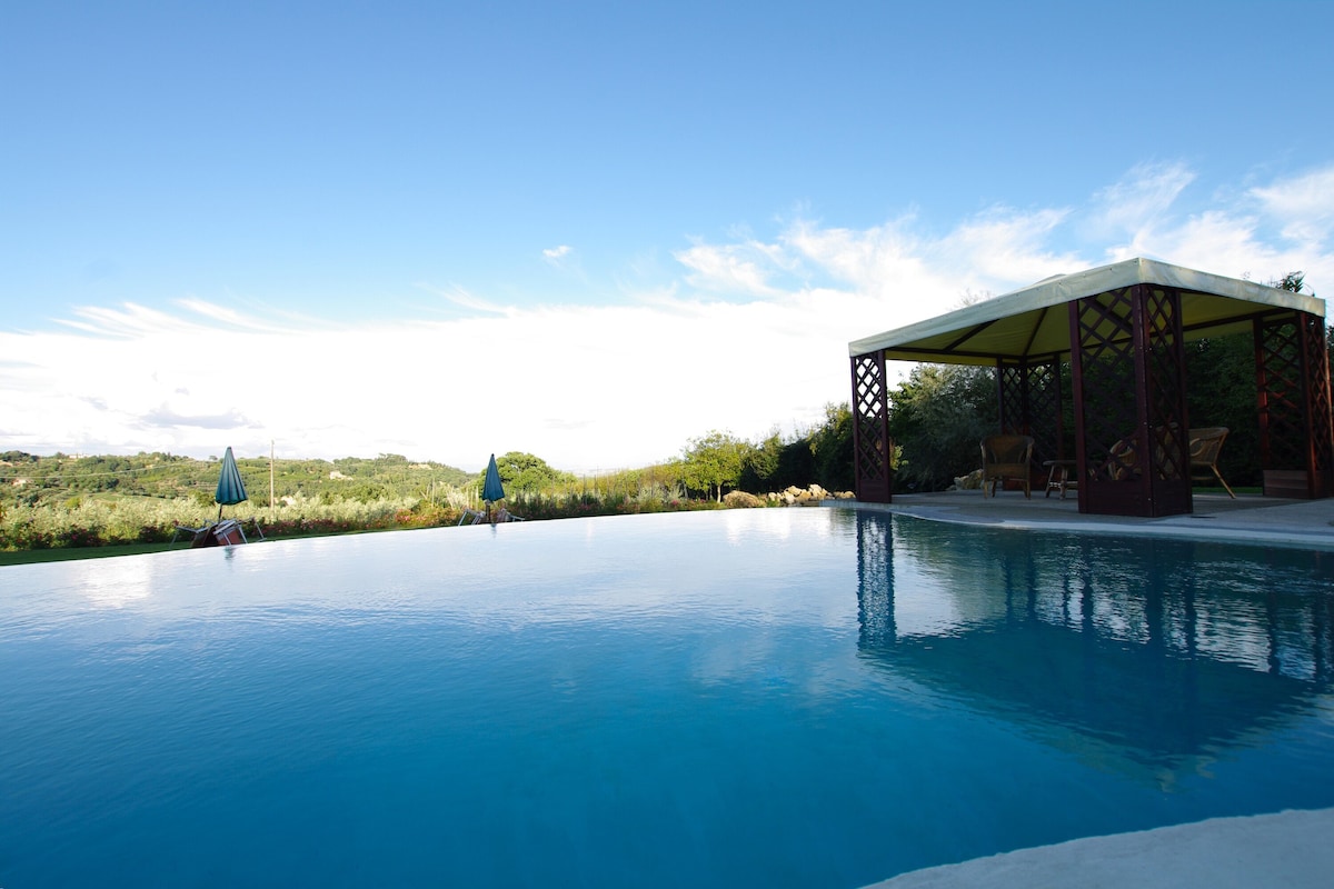 Villa Montepulciano-With pool in Val d'Orcia area