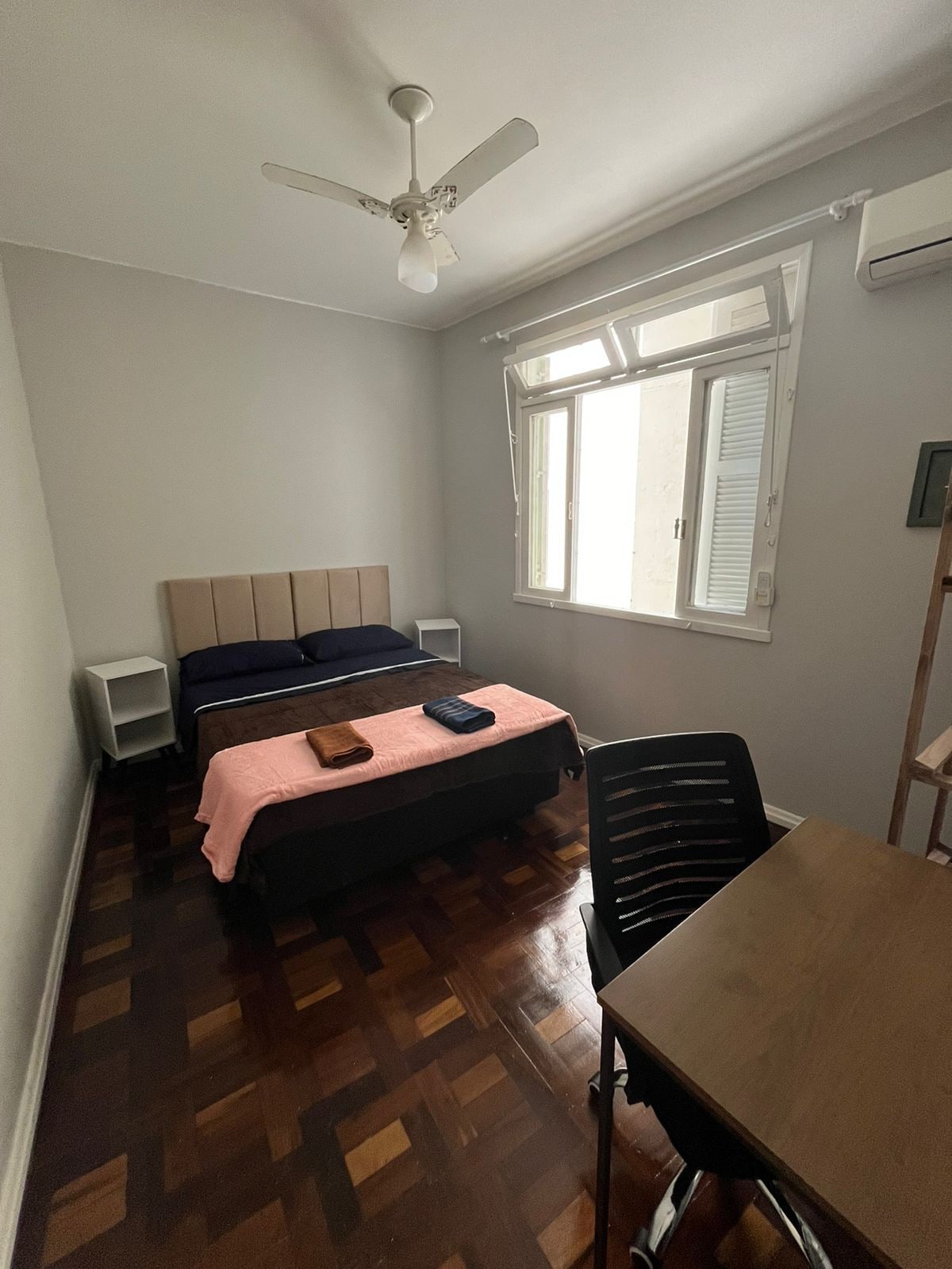 125 Apartamento no Centro de Porto Alegre (ArCond)