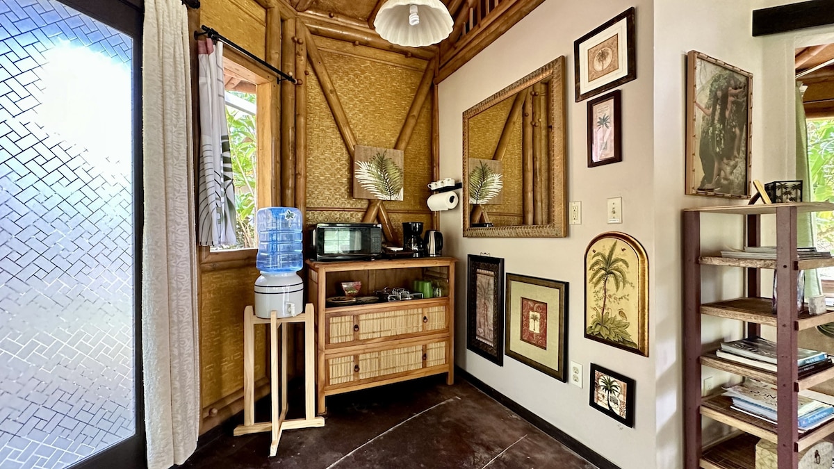 Intimate Bamboo Jungle Cottage ~ Palm