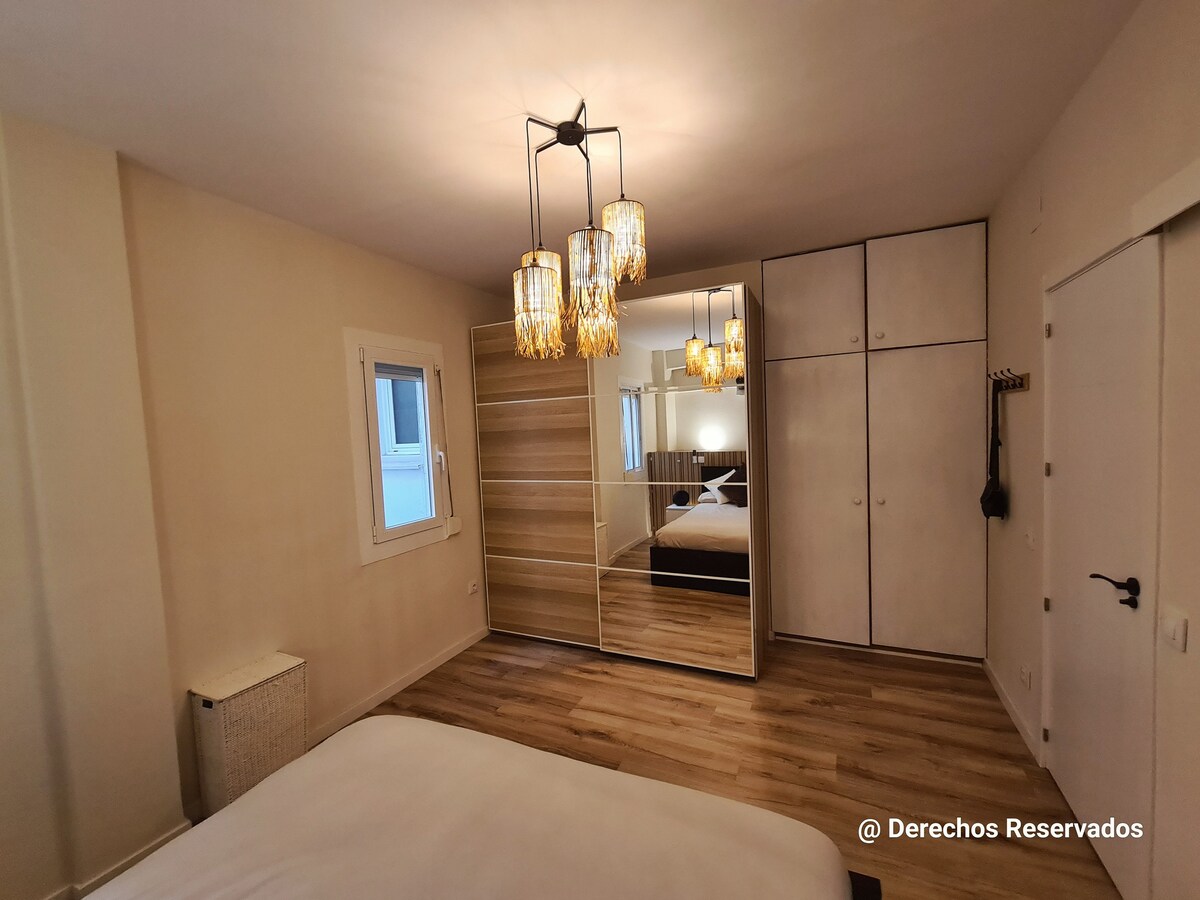 巴塞罗那海滩带独立浴室的房间