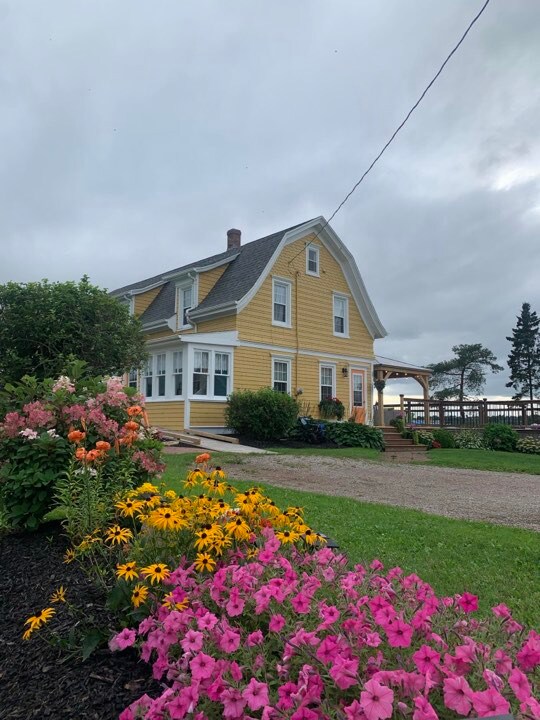 Meadow Bank Homestead