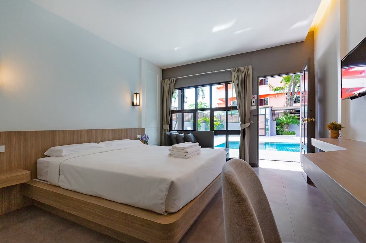 Spacious 9BR Villa 200m Jomtien Beach Pattaya