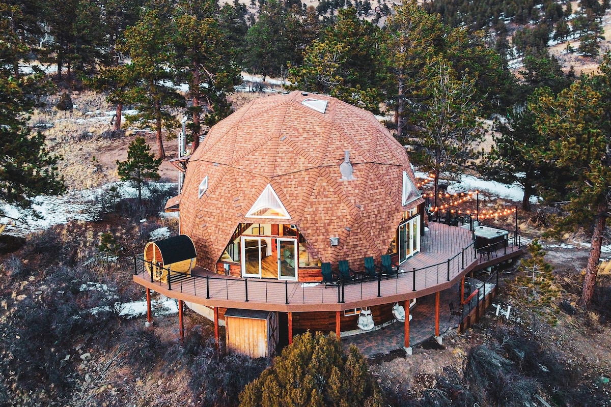 Expansive Views! 4500SqFt Luxury Dome Near Denver