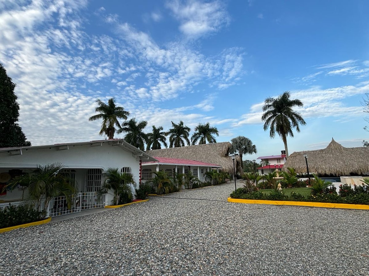 Casa campestre en el llano-Guamal