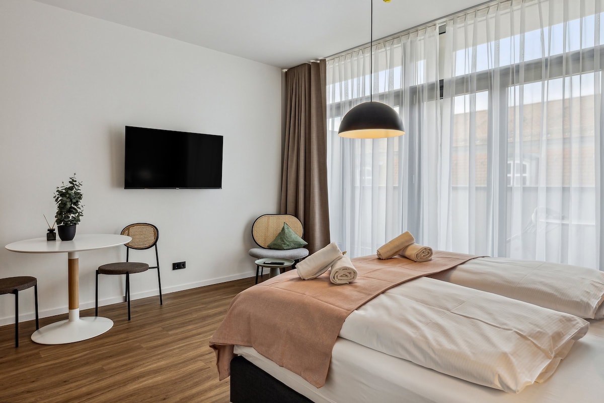 Zwickau Magazinstr. |Suite + balcony - Wheelchair