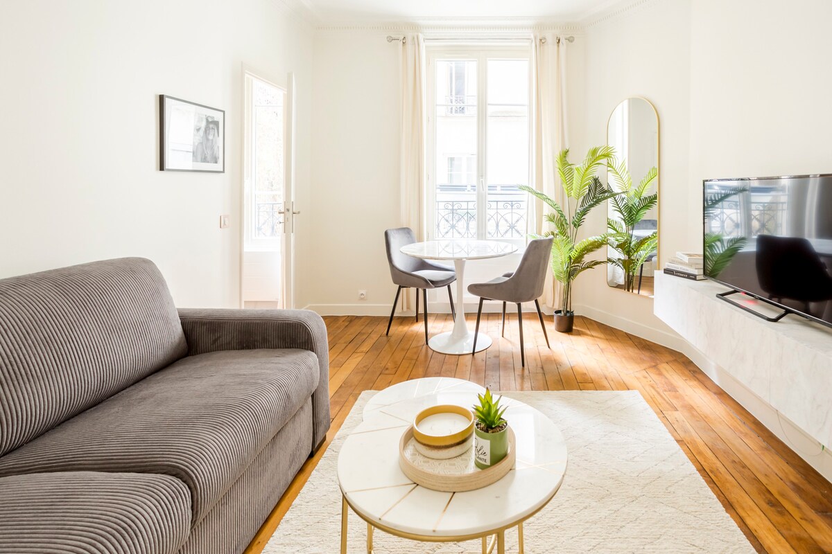 Amazing flat in Montmartre 2/4P