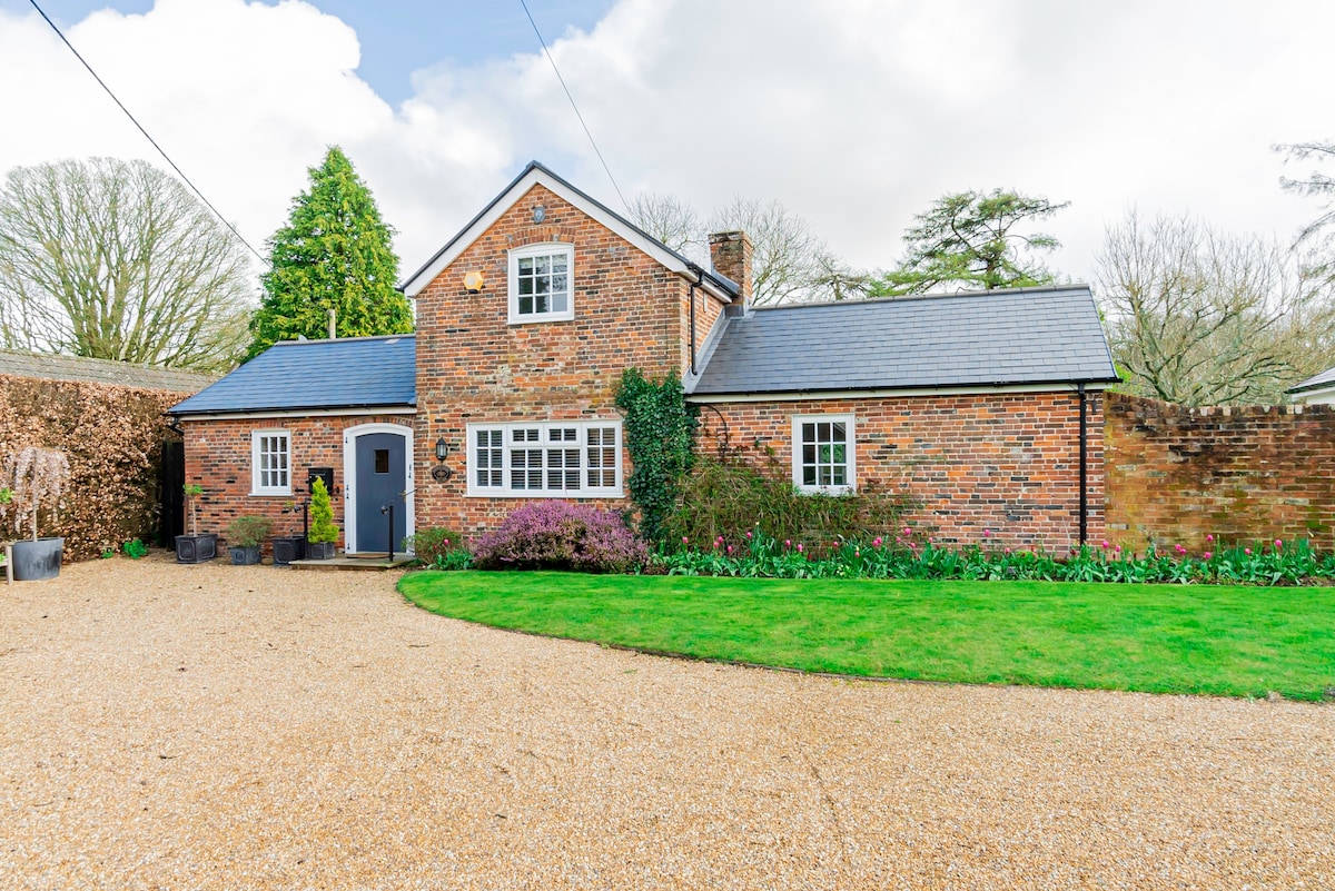 Stunning converted Coach House.