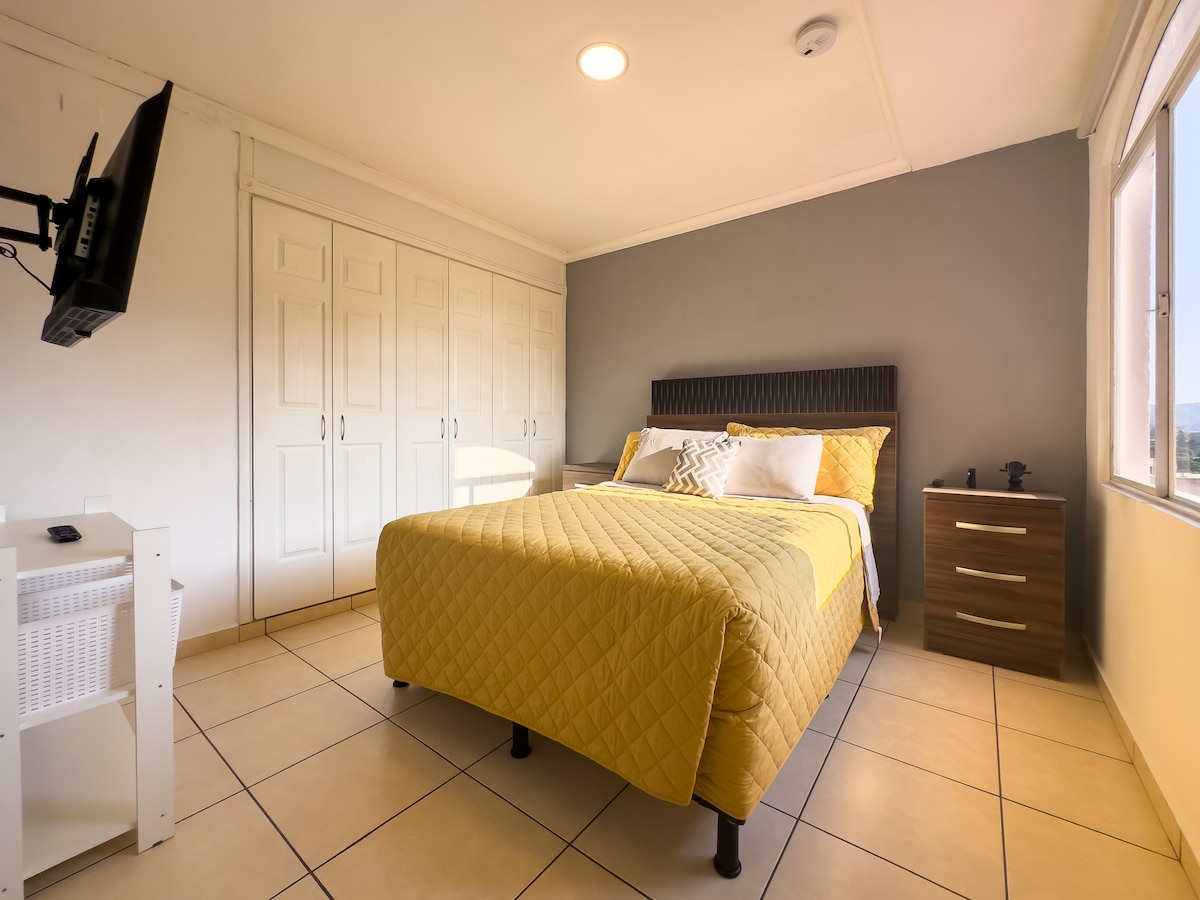 Bella Vista - 6 Guests - 2 Bedrooms - San Salvador