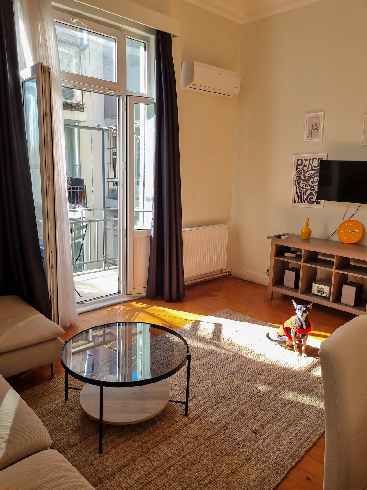 Taksim Square 2 Bedroom Spacious Flat