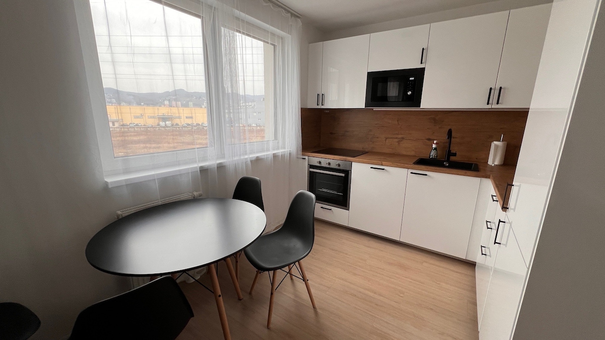 2 room Apartment with terrace, new building, 25