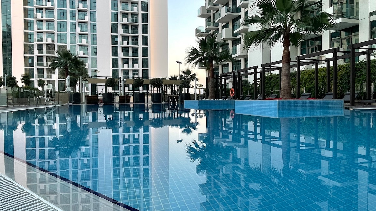Magical Apartment Near Dubai Frame and Canal View!