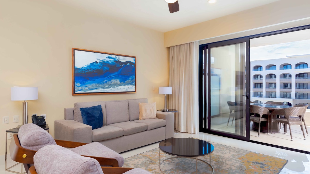 VIP Access: 2BR Suite/OceanView/35-mins to Airport