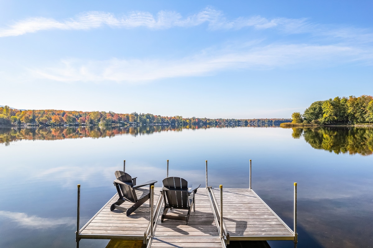 Le cottage by the lake