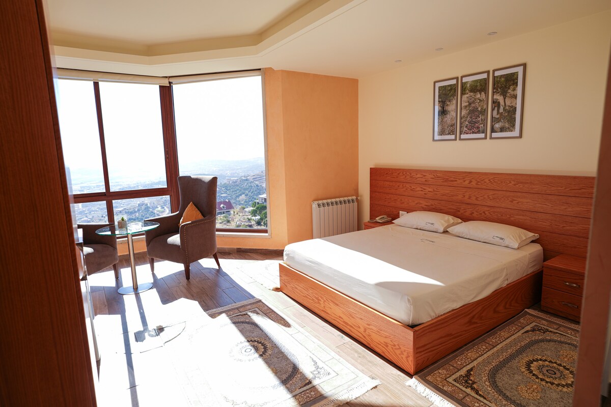 Deir El Ahmar Village-Hotel Room