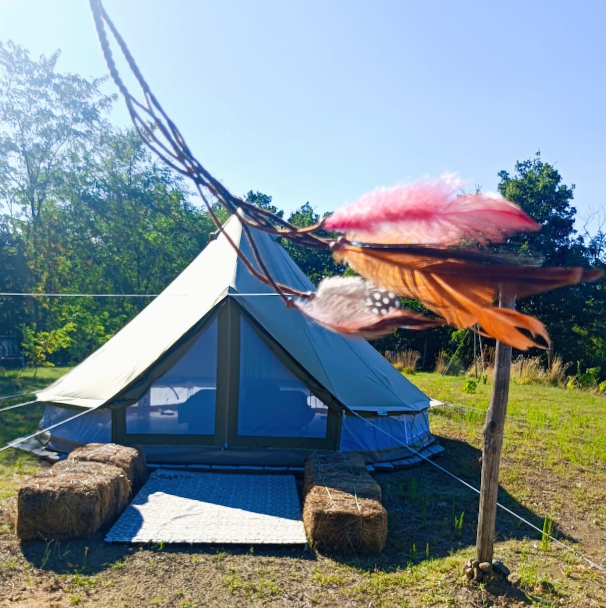 Tenda in collina, desert tend