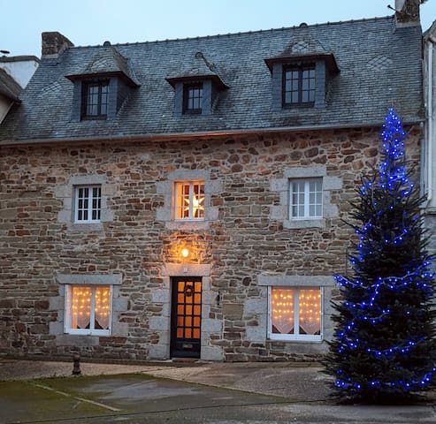 Le Cloître-Pleyben的民宿