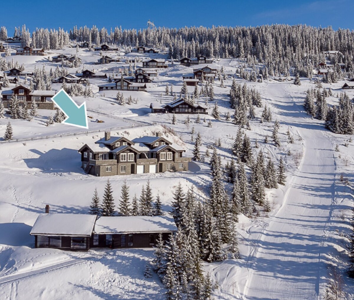 Stor familiehytte midt i skibakken på Hafjell