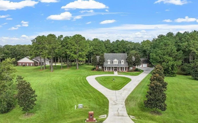 Spacious Tranquil Country Home Near Tallahassee